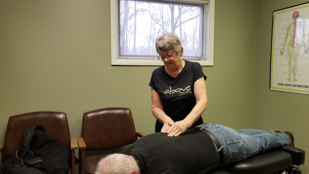 Dr Hafer offers chiropractic care for the entire family. There's no need to remain in pain. Contact our office today.
